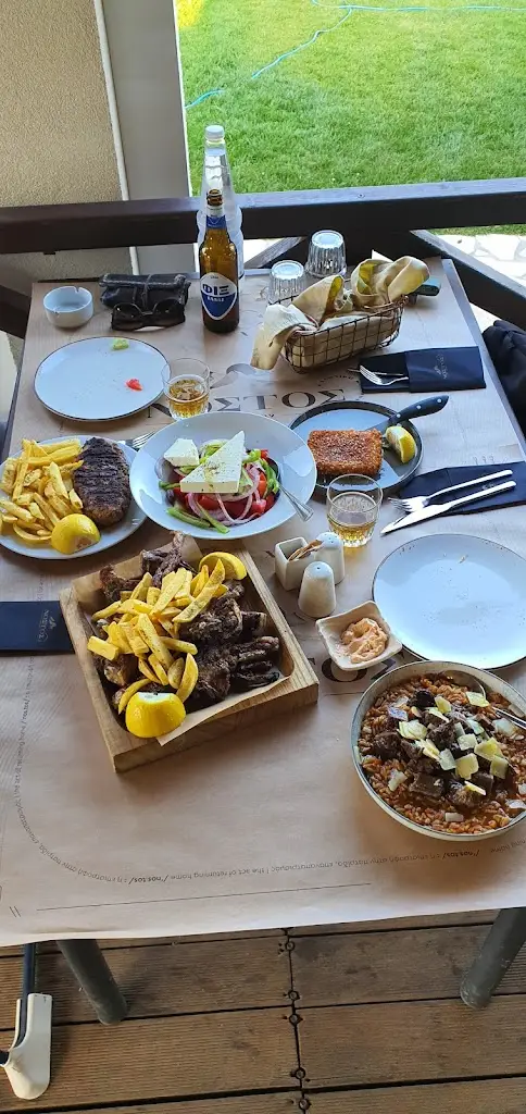 Antonis Micheal_Νόστος Γεύσεων_Karpenísi_review