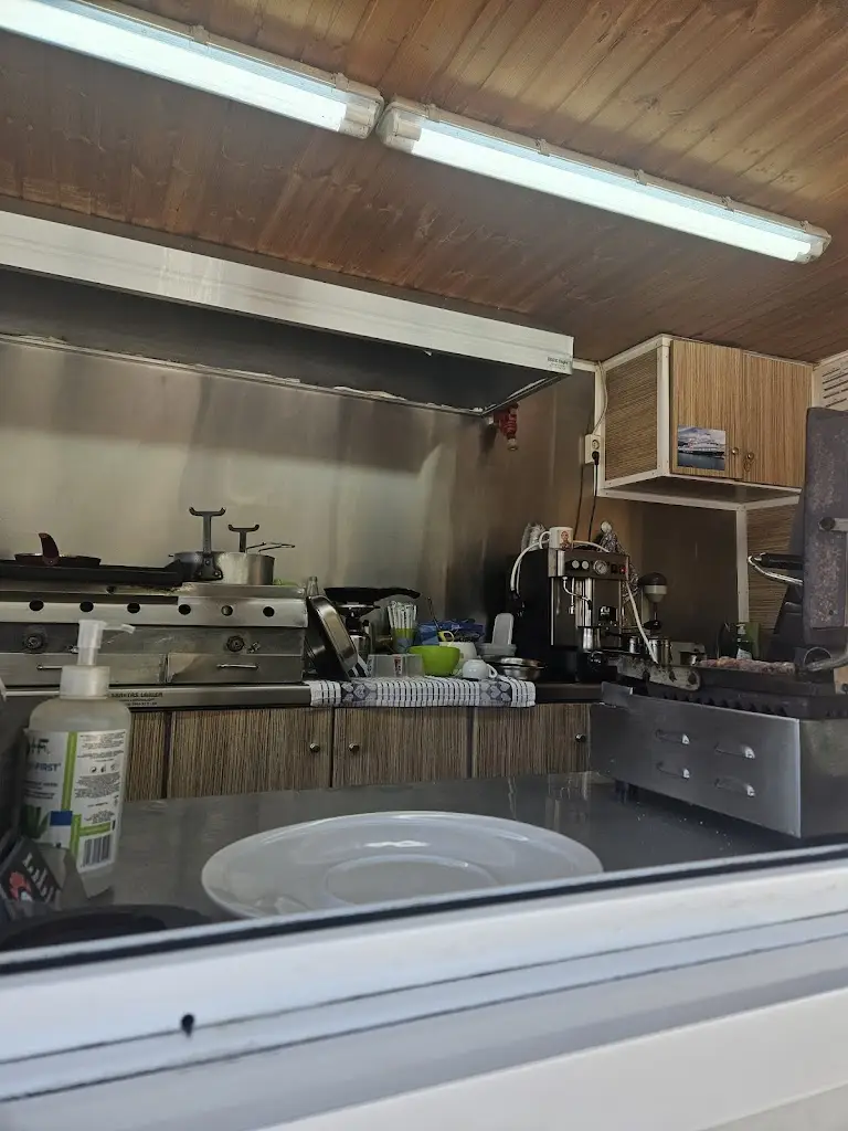 Pérasma Canteen_Karpenísi_slider_image_2