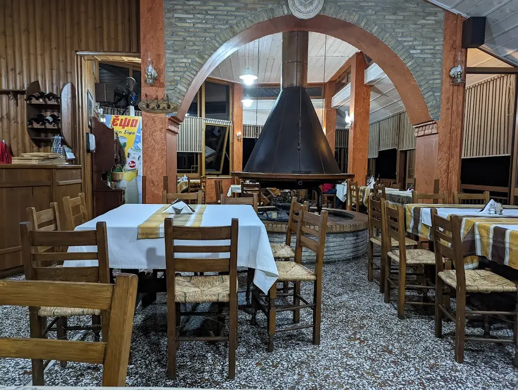 Leon Laza_Ταβέρνα Γιαλάς_Káto Tithoréa_Bewertung