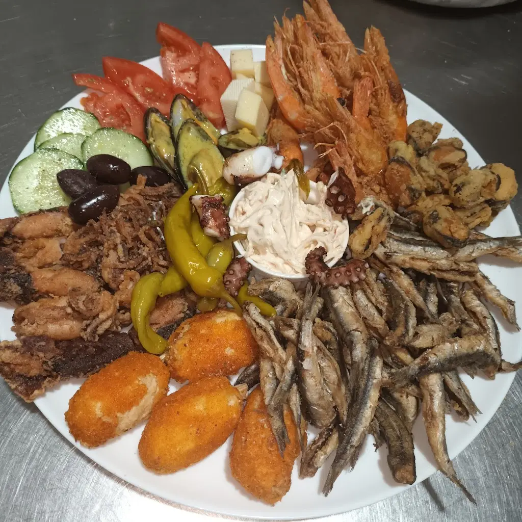 Menü_Παπαδιάς Μεζεδοπωλείο_Kastélla_Bild_2