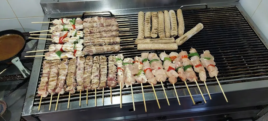 Menü_Παπαδιάς Μεζεδοπωλείο_Kastélla_Bild_8