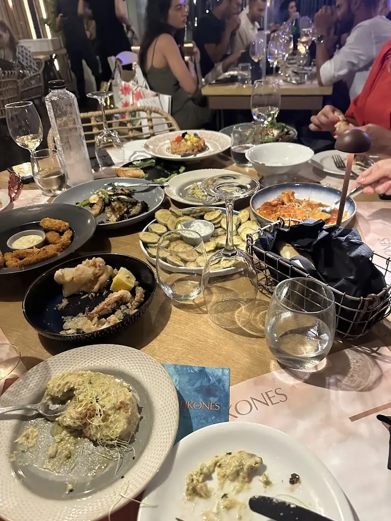 Ninoslav Makic_Ελλάδος Εικόνες_Álimos_review