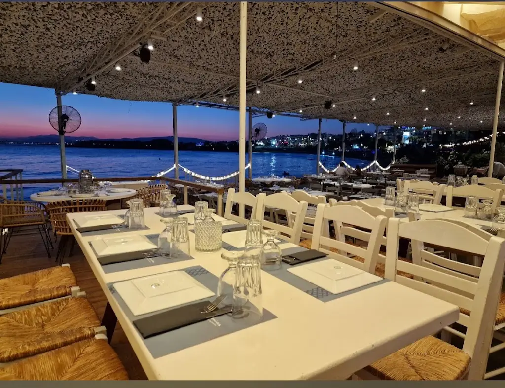 Ελλάδος Εικόνες_Álimos_slider_image_1