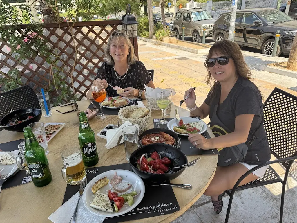 Al Ball_Ta katsarolakia Restaurant_Kastélla_Bewertung