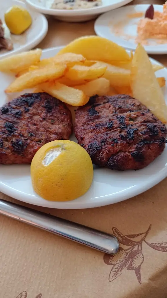 Menu_Ταβέρνα Κρητικός_Kastélla_image_4