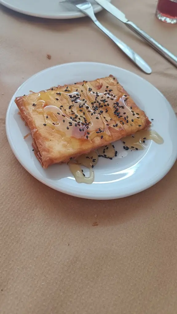 Menu_Ταβέρνα Κρητικός_Kastélla_image_9