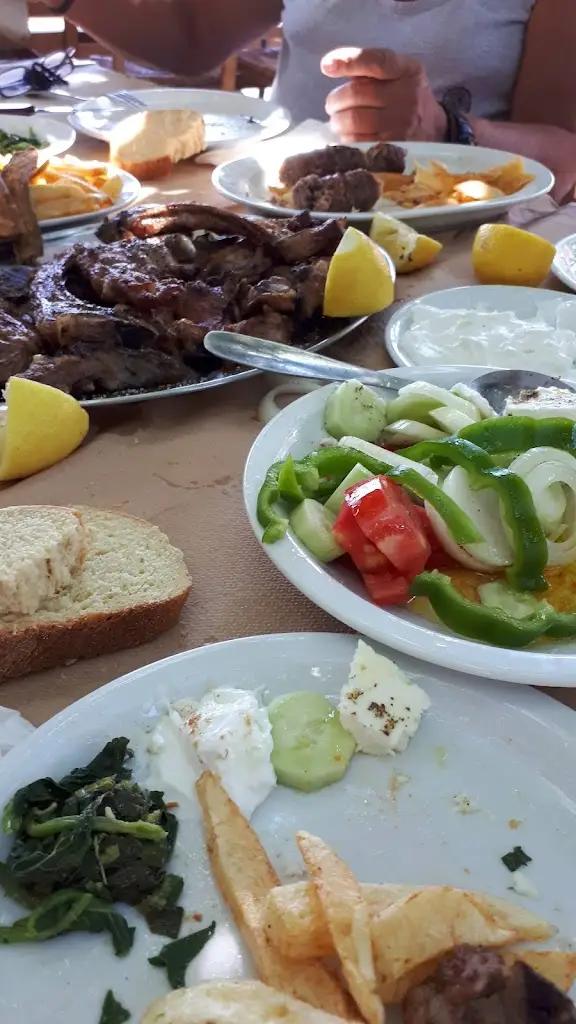 Menu_Tavern Bakoutis Nikolaos_Kastélla_image_9