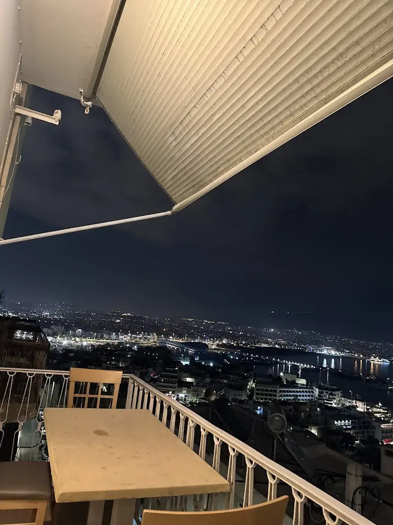 Super G_Panorama_Kastélla_review