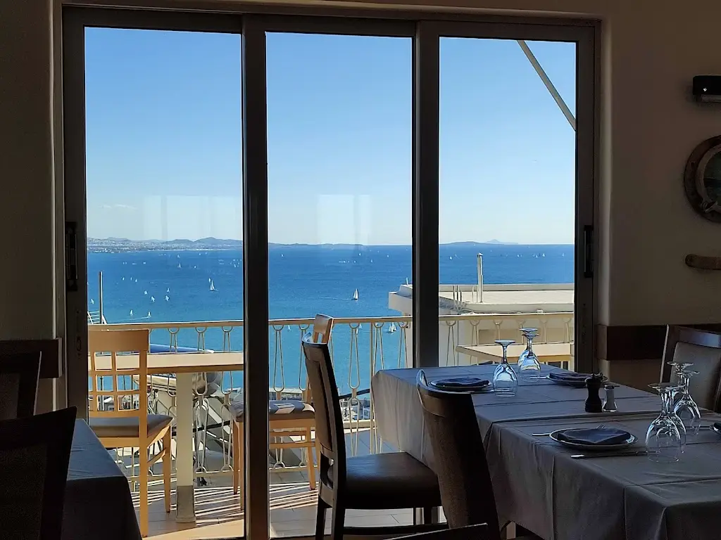 Panorama Restaurant in Kastélla