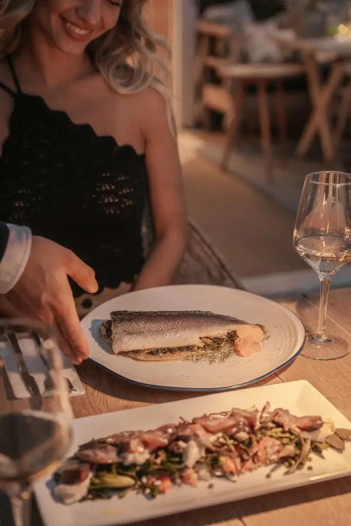 Menu_Irida Wine Restaurant_Kastélla_imagen_9