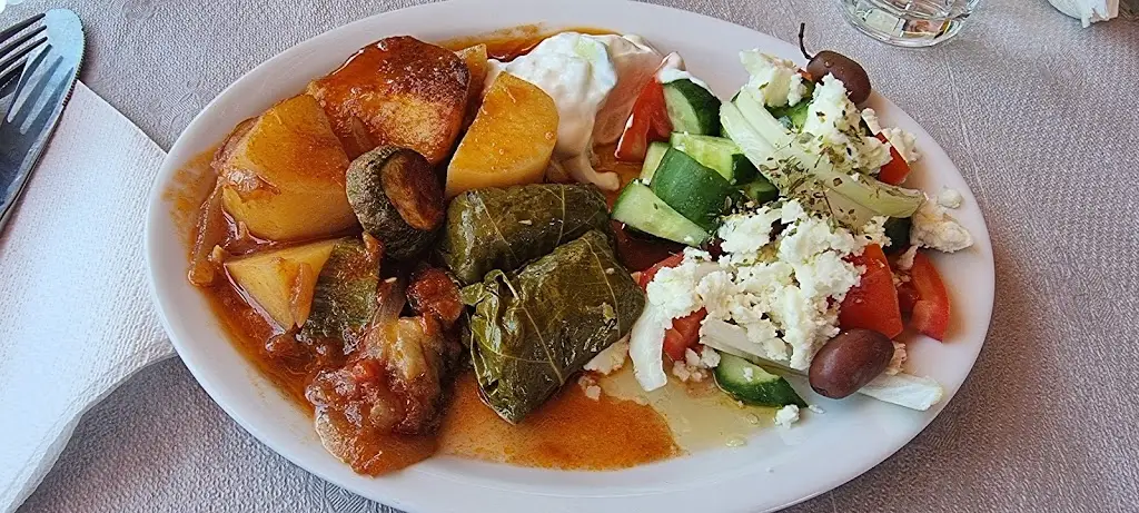 Menü_Stou Kyriako_Kastélla_Bild_1