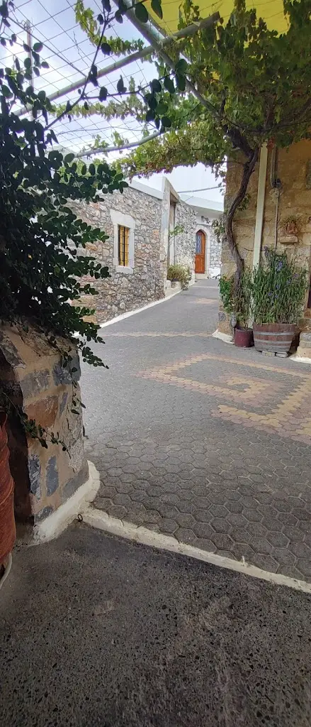 Darren Bannister_Stou Kyriako_Kastélla_Bewertung