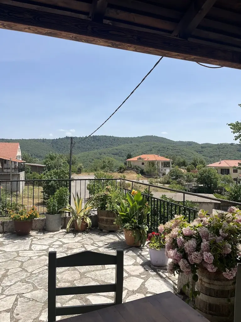 Επίλεκτον (Epilekton) Taverna_Kerasochóri_slider_image_1