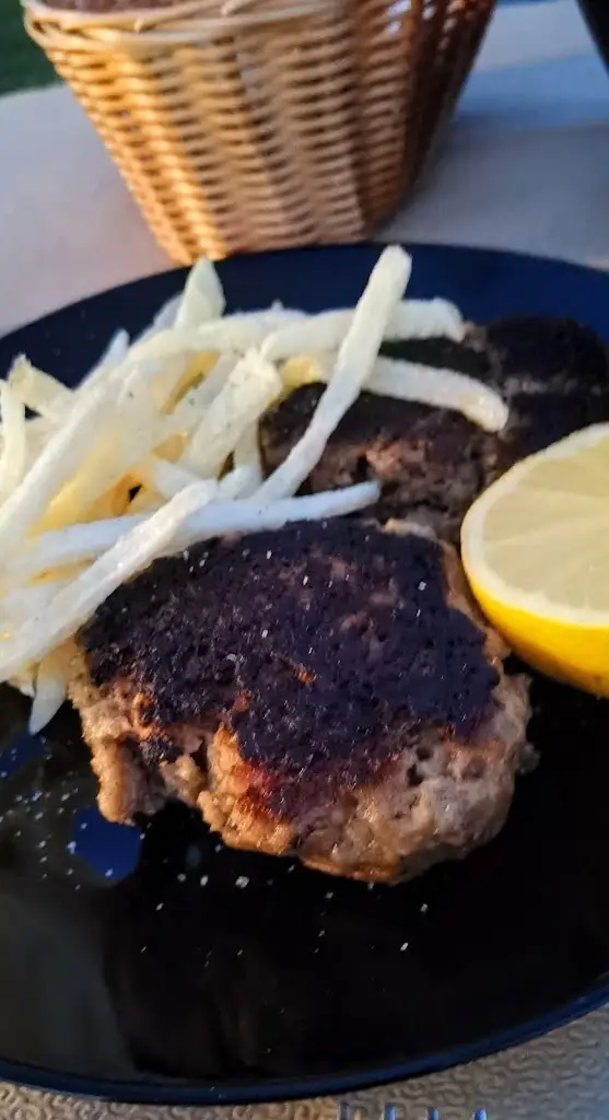 ΝΙΚΟΛΑΟΣ ΛΩΤΟΣ_Η Καντίνα του Λουκά_Kárystos_Bewertung