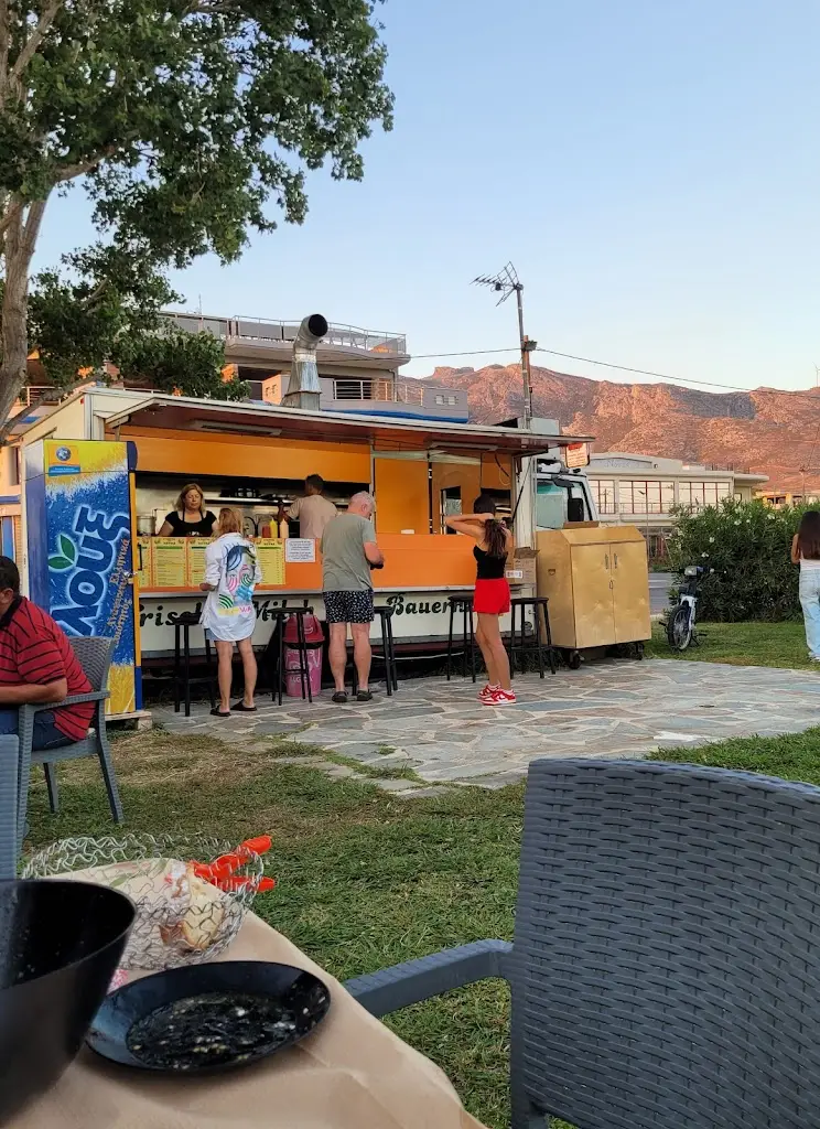 Η Καντίνα του Λουκά_Kárystos_slider_image_2