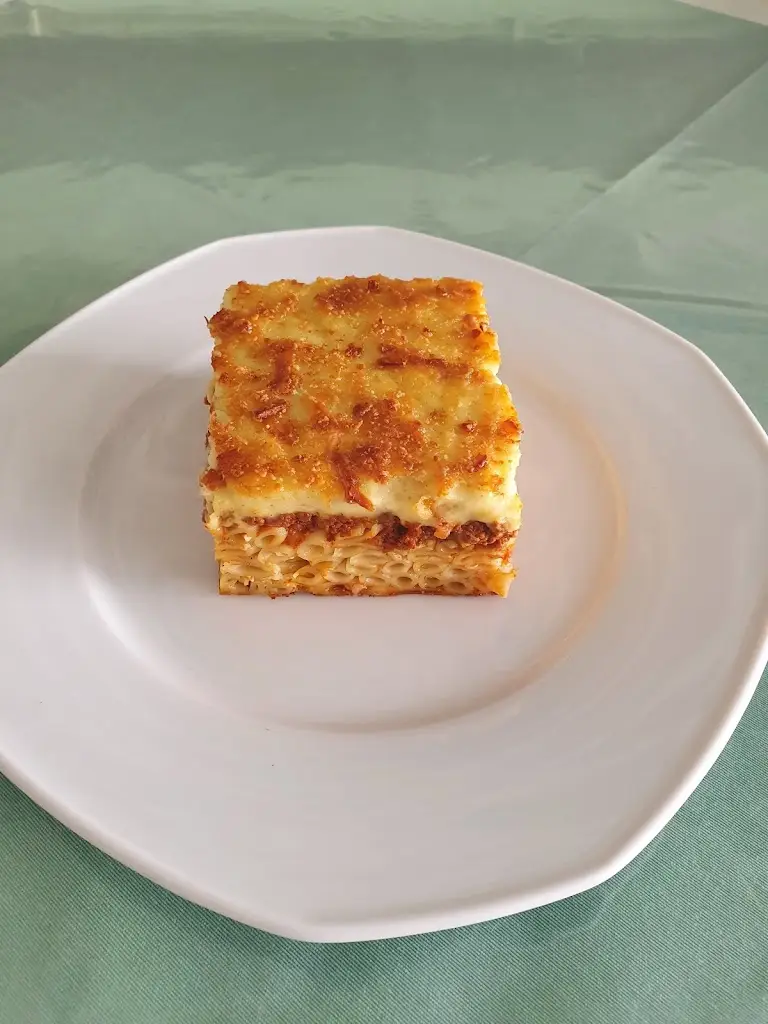 Menü_CASTELLO ROSSO RESTAURANT_Kárystos_Bild_3