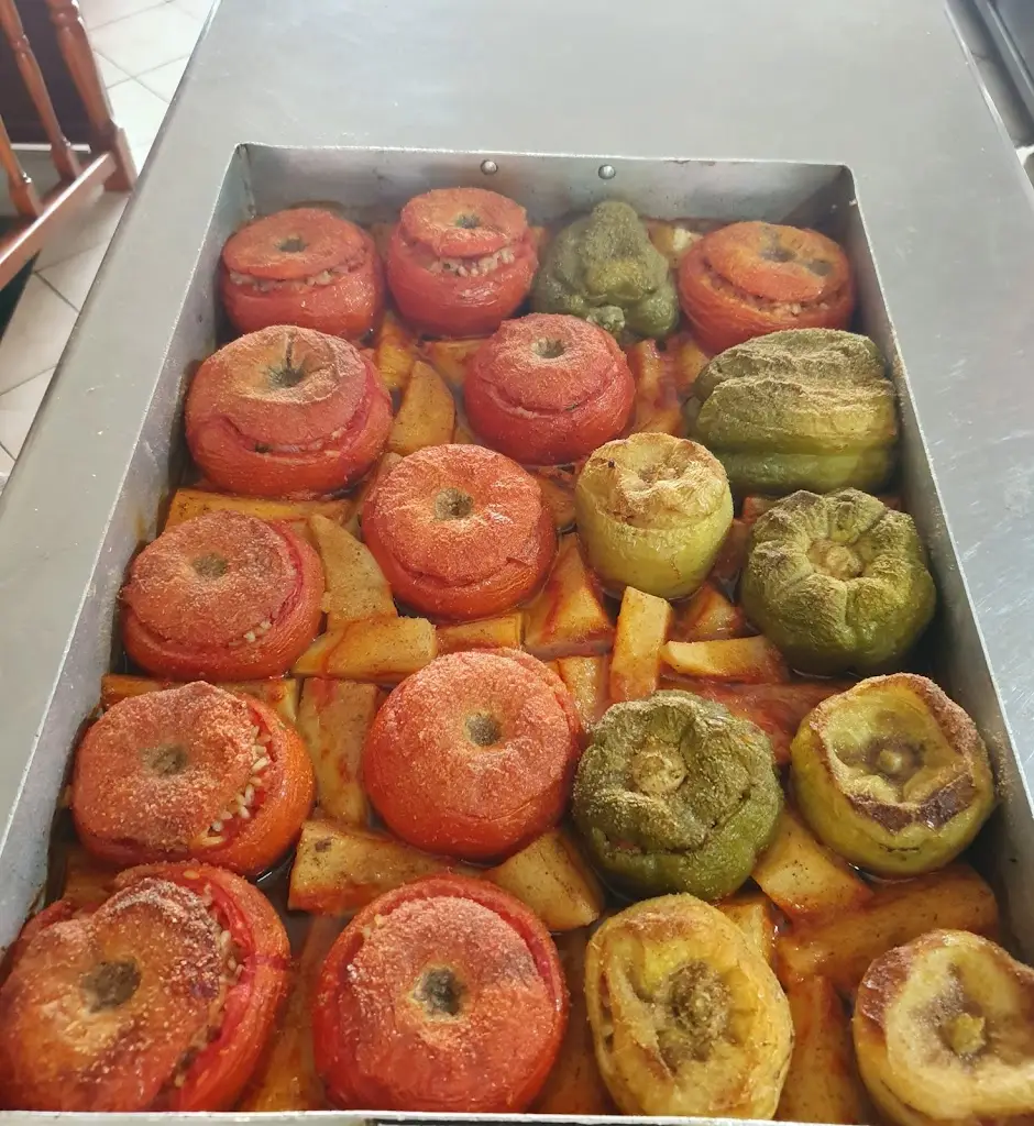 Menü_CASTELLO ROSSO RESTAURANT_Kárystos_Bild_8