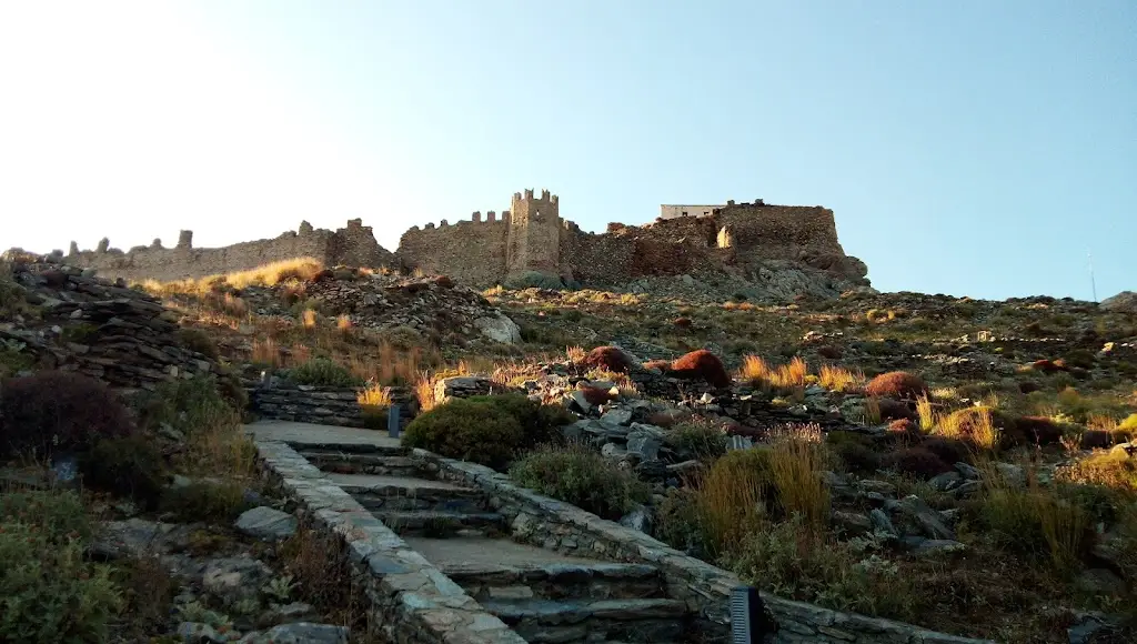 Θανάσης Μέντζιος_CASTELLO ROSSO RESTAURANT_Kárystos_Bewertung