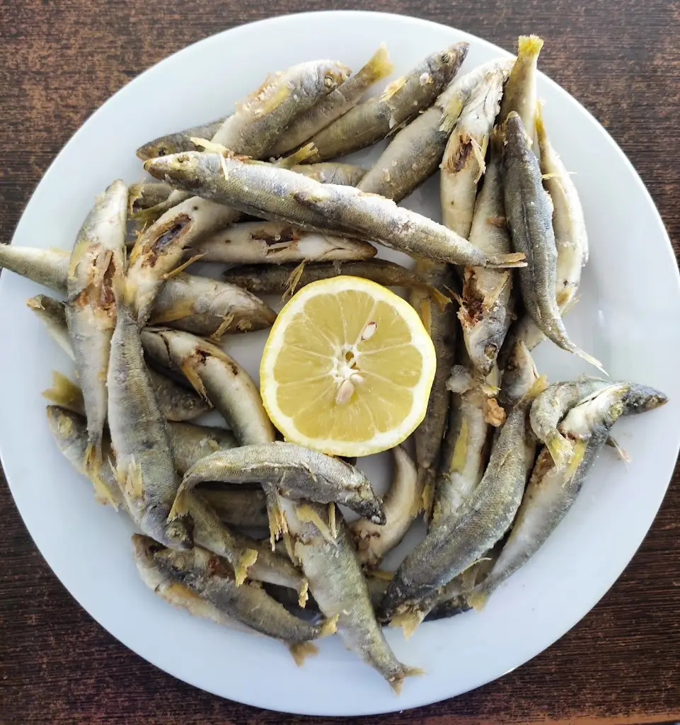 GONIAKO (ouzo, mezes, grill)_Kárystos_slider_image_3