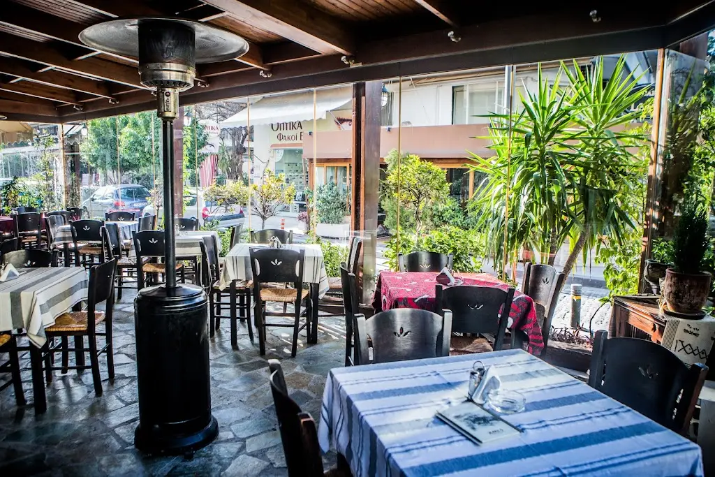 O Paris Restaurant in Álimos