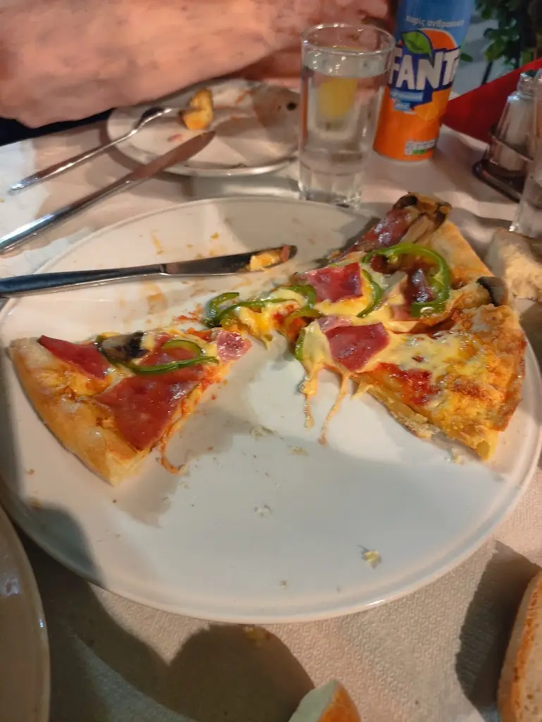 Menu_Το Καπηλιό του Βασίλη_Lidoríki_image_2