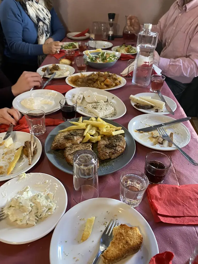 Menu_Το Καπηλιό του Βασίλη_Lidoríki_image_3