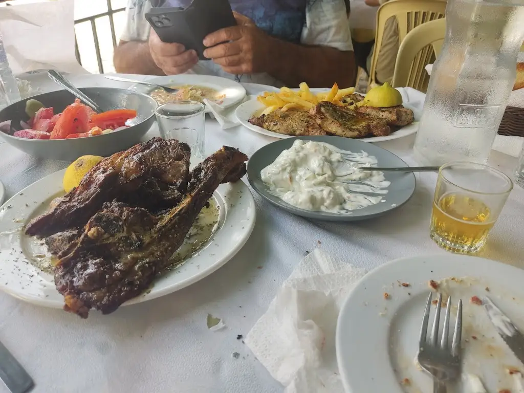 Menu_Το Καπηλιό του Βασίλη_Lidoríki_image_4