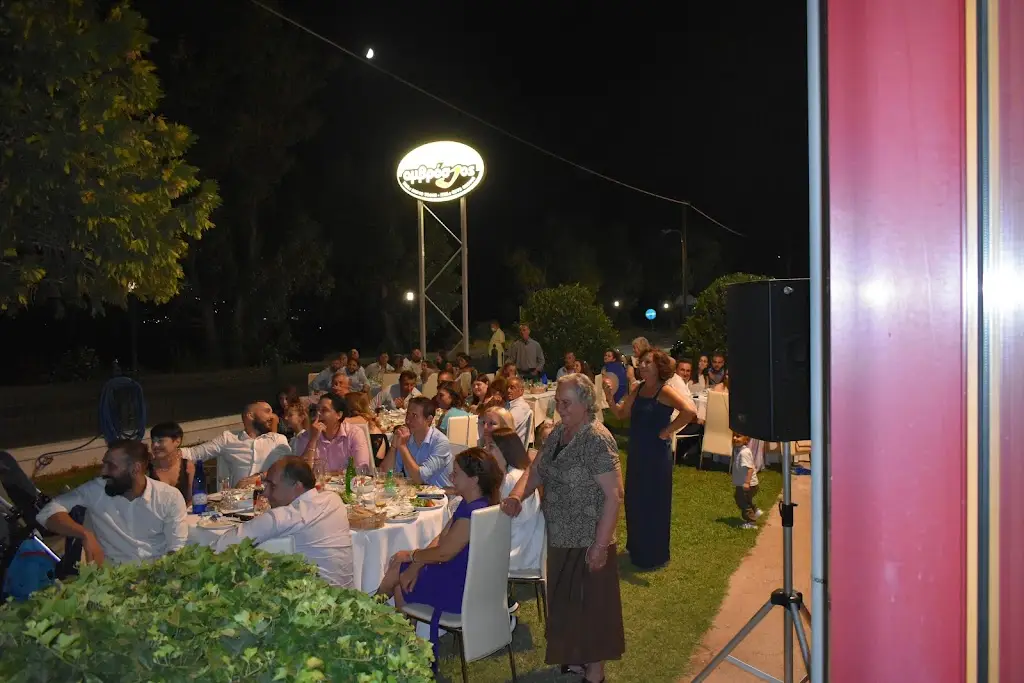 Αμβρόσιος αίθουσα δεξιώσεων_Lianokládhion_slider_image_3