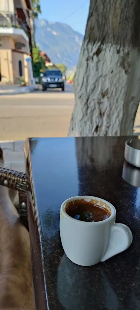 CAFE SNAK BAR ΛΑΙΟΣ_Lianokládhion_slider_image_2