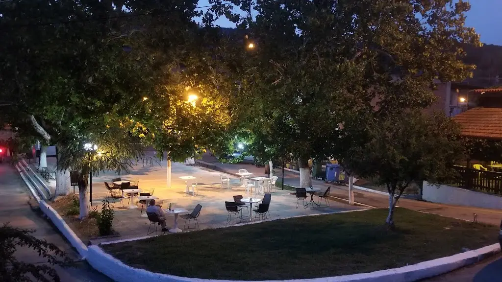 ΚΑΦΕ ΜΠΑΡ ΨΗΣΤΑΡΙΆ (ΤΟ ΚΑΣΤΡΟ)_Lianokládhion_slider_image_2