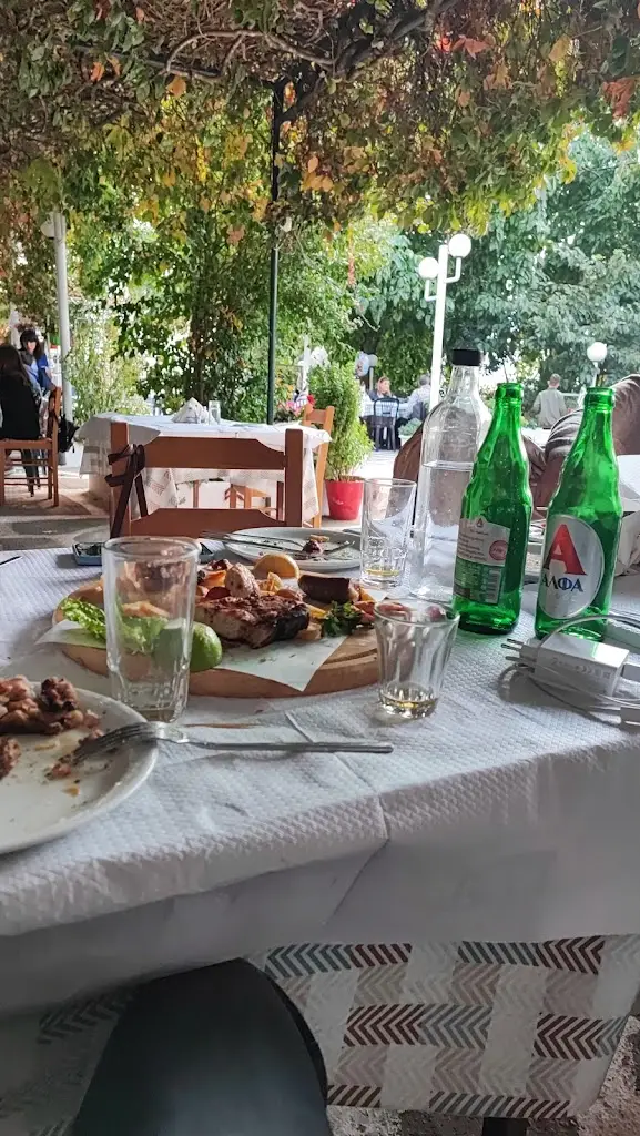 Menü_Ταβέρνα του Λασπιά_Lianokládhion_Bild_1