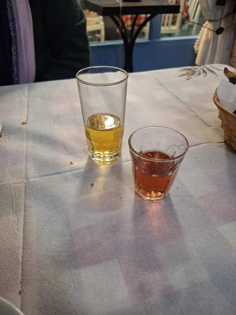 Παραδοσιακή Ταβέρνα Οινολόγιο_Lianokládhion_slider_image_3