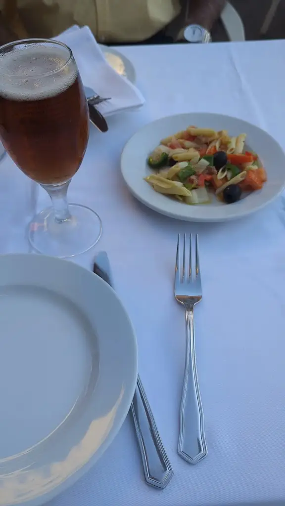 TA PANTA OLA_Lianokládhion_slider_image_2