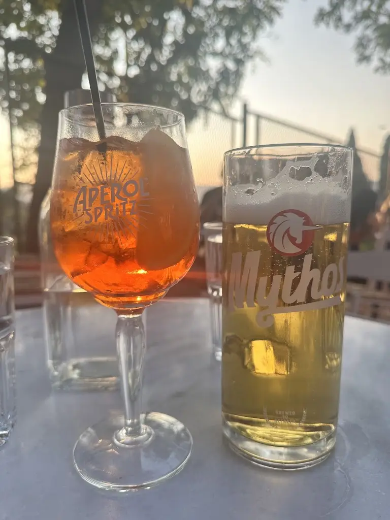 Madisen Campbell_Dioskouri Taverna_Kými_review