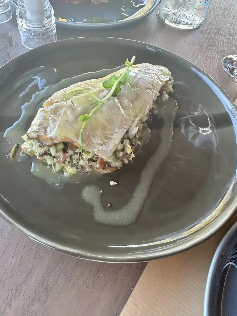 Sanja Arizanov_Mili Restaurant & Bar_Kými_Bewertung