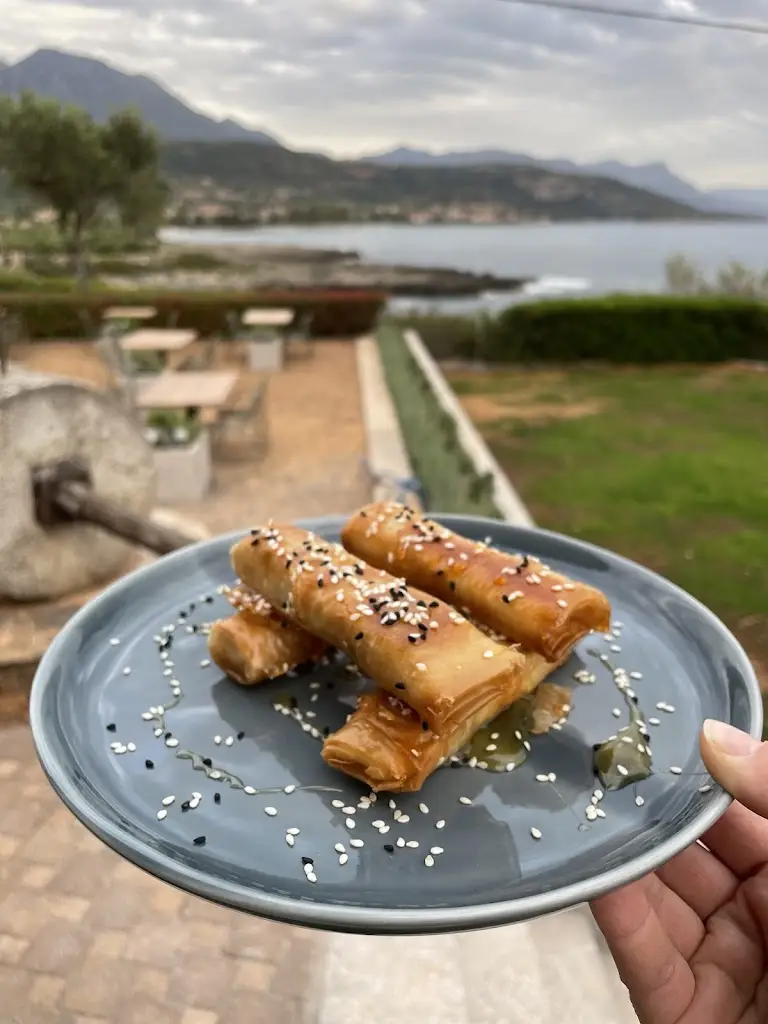 Mili Restaurant & Bar_Kými_slider_image_3