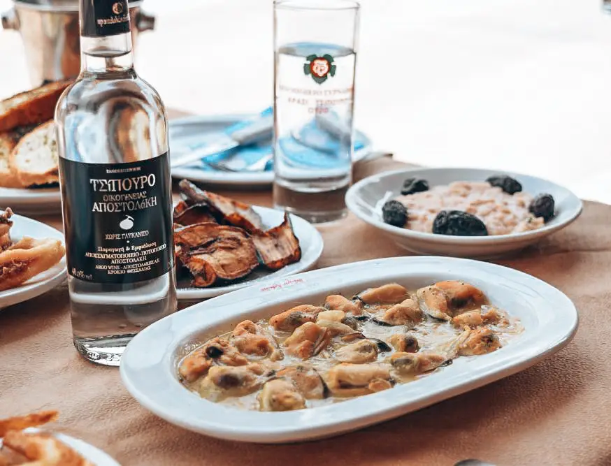 Menu_Ουζερί Μπλόφας_Livanátes_image_3