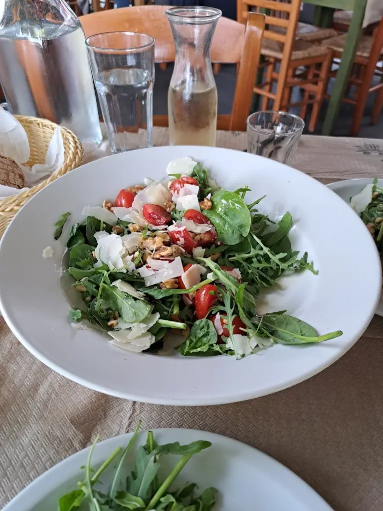 Menü_ΜΕΖΕΝ' Ουζερί-Μεζεδοπωλείο_Livadeiá_Bild_6