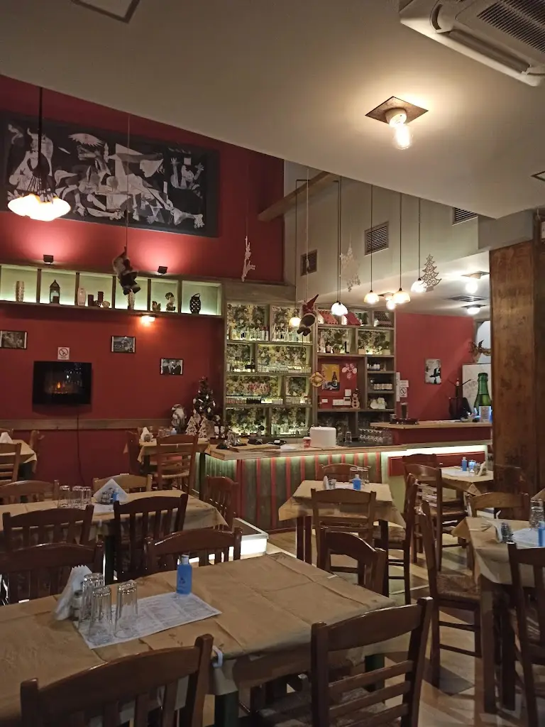 Asım Merter Erdemir_ΜΕΖΕΝ' Ουζερί-Μεζεδοπωλείο_Livadeiá_Bewertung