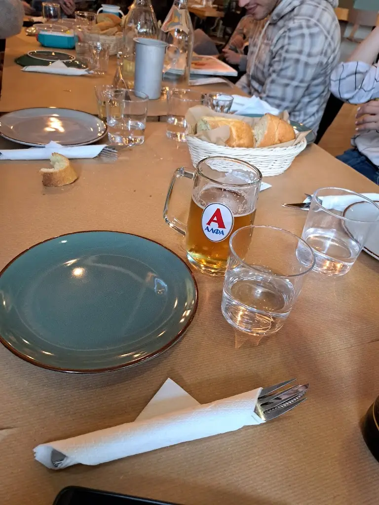 Menu_GRAND Μεζέ_Livadeiá_immagine_5