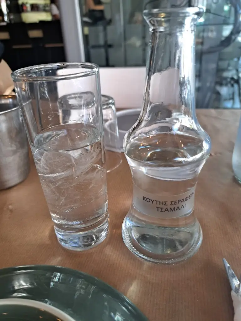 Menu_GRAND Μεζέ_Livadeiá_immagine_7