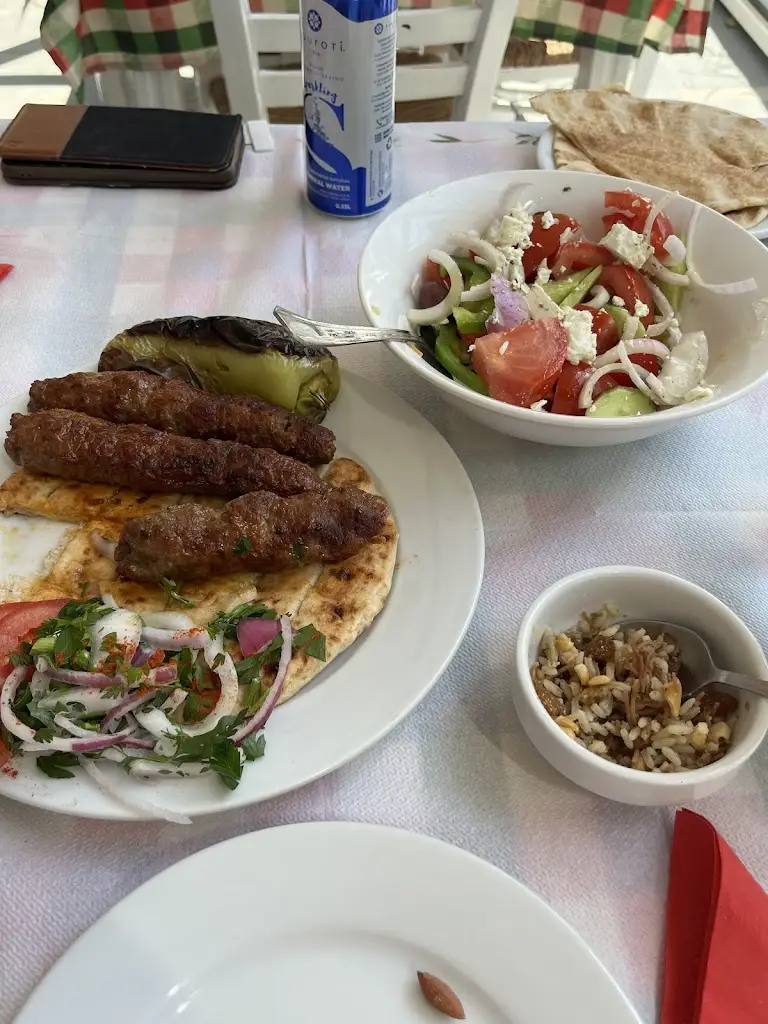 Menu_King Tut_Álimos_image_9