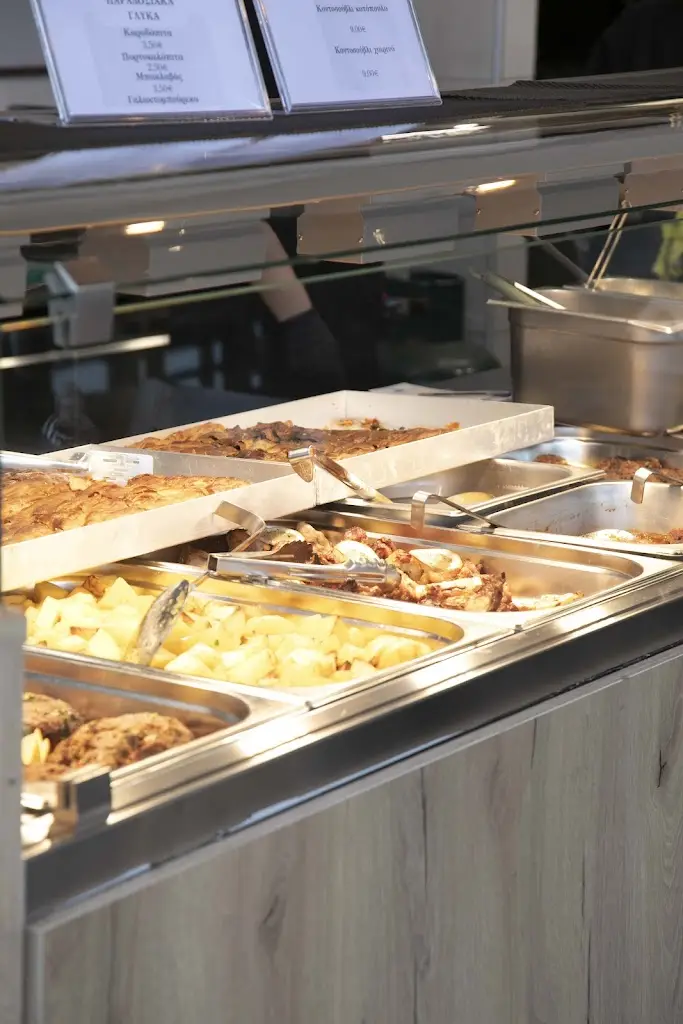 Zappeio Restaurant in Livadeiá