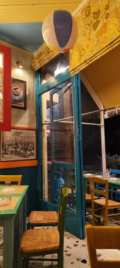 Paliatsos restaurant à Livadeiá