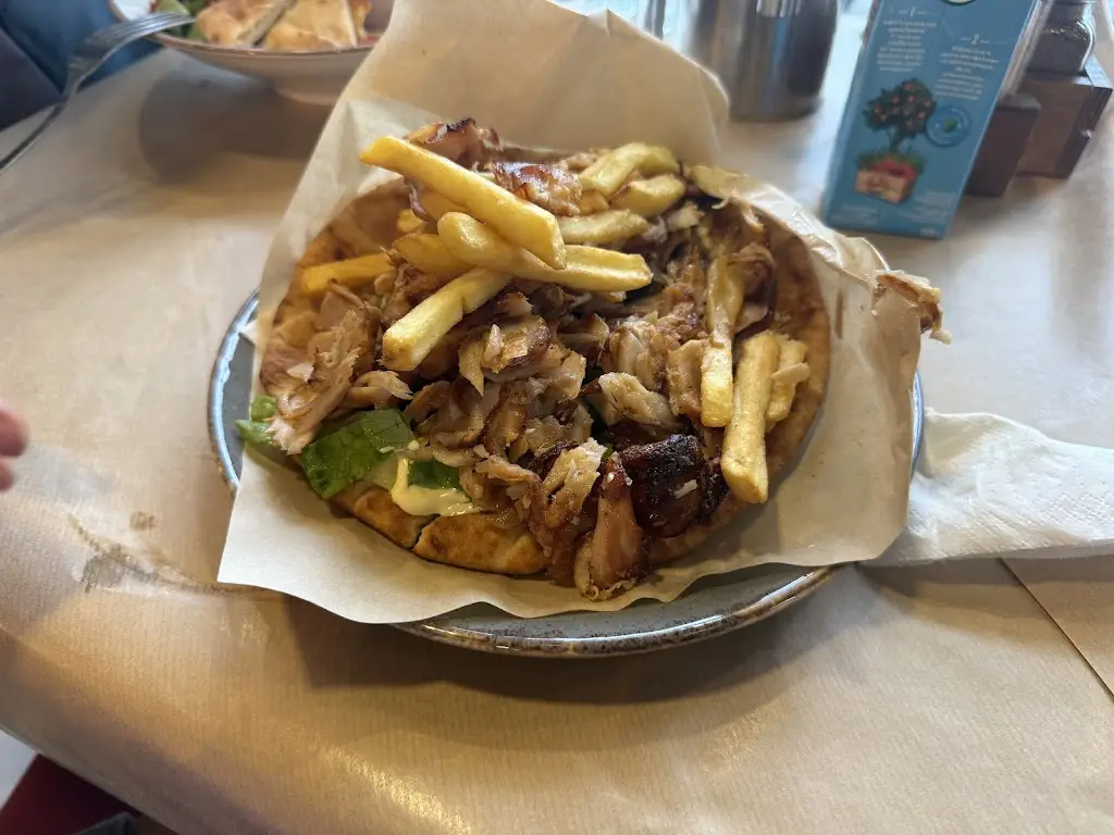 Marcin_Μπες Στο Ψητό - Σουβλάκι Λιβαδειά_Livadeiá_reseña