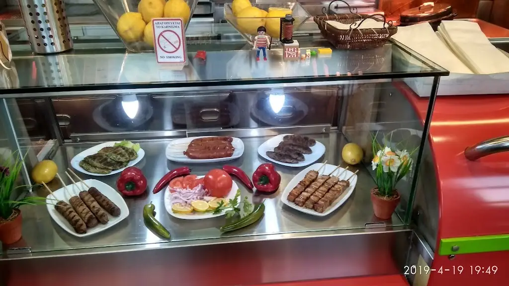 Menu_Σουβλάκια Καλομοίρης_Livadeiá_image_2