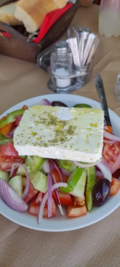 Menü_Γρέγος ( Τσιπουράδικο-Μεζεδοπωλείο)_Mantoúdi_Bild_1