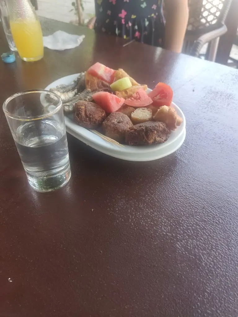 Menü_Γρέγος ( Τσιπουράδικο-Μεζεδοπωλείο)_Mantoúdi_Bild_6