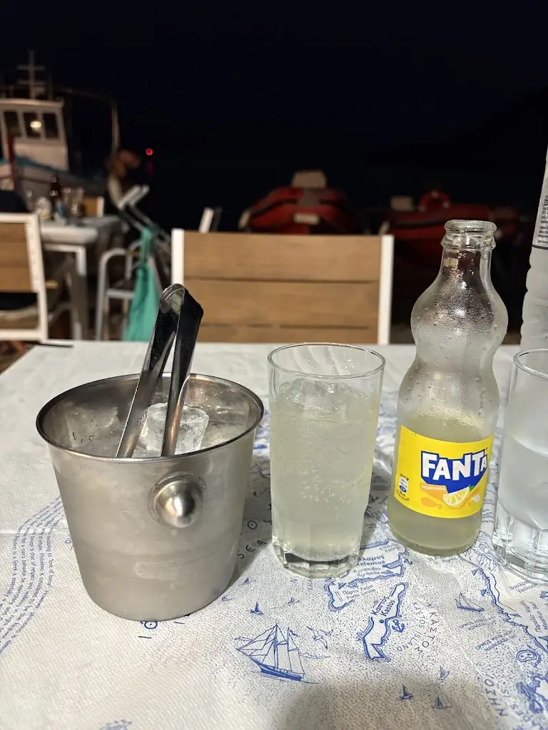 Korbi Härtter_Ψαροταβέρνα 