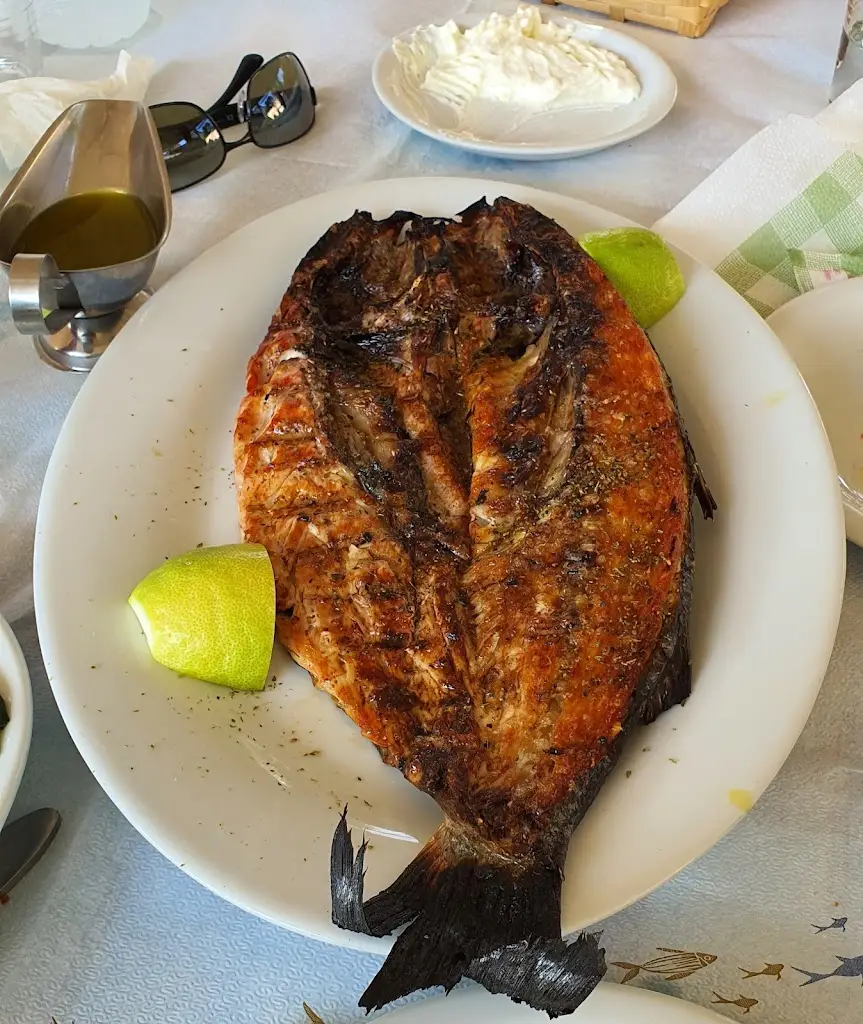 Menü_Ταβέρνα Μύτικας Πρέβεζας Η Τράτα_Mytikas_Bild_6